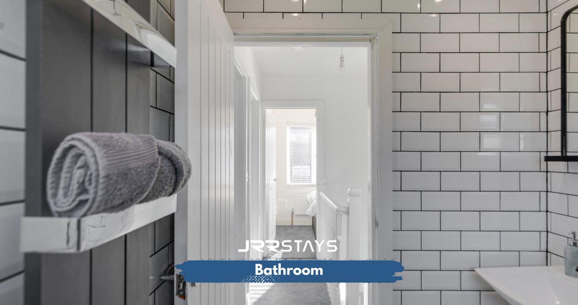 Tipton 3 Bedroom House Garden Sleeps 7 - Jrr Stays Coseley Buitenkant foto