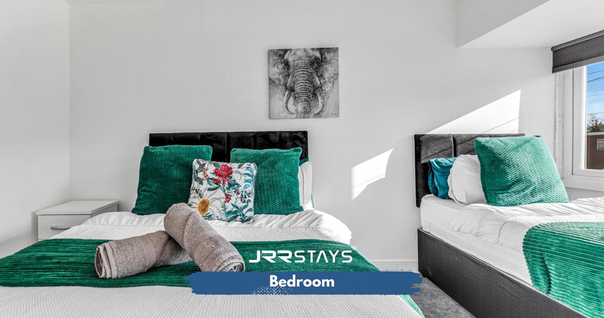 Tipton 3 Bedroom House Garden Sleeps 7 - Jrr Stays Coseley Buitenkant foto